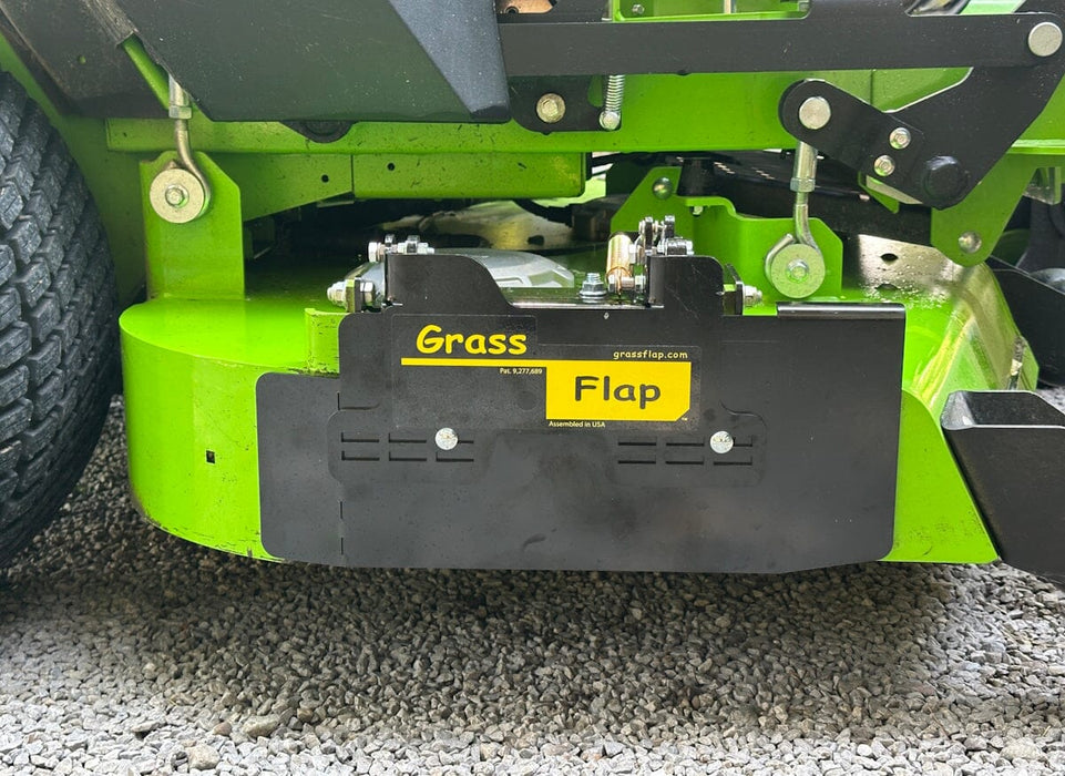 44G2M50-5L-A59 GrassFlap™ brand chute blocker with Steel Blocker plate and SE Pedal Includes No-Drill Mount GrassFlap GrassFlap