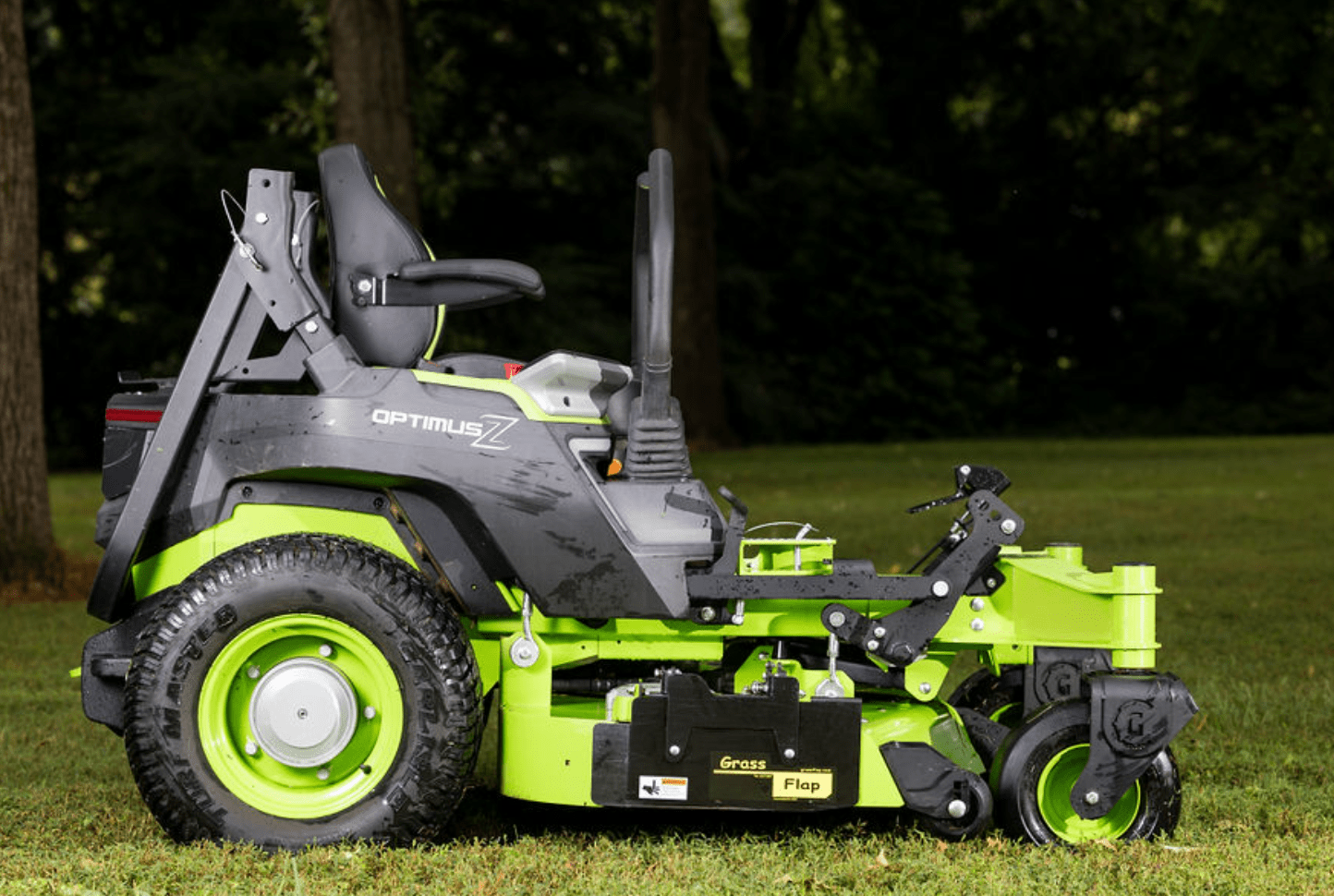 Why Grassflap chute blockers save time for commercial zero turn mowers